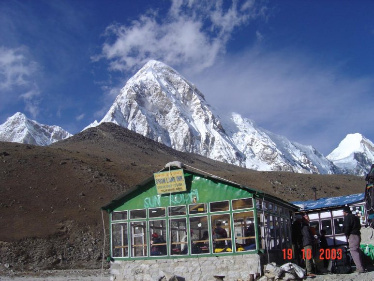 Everest BC-48.jpg